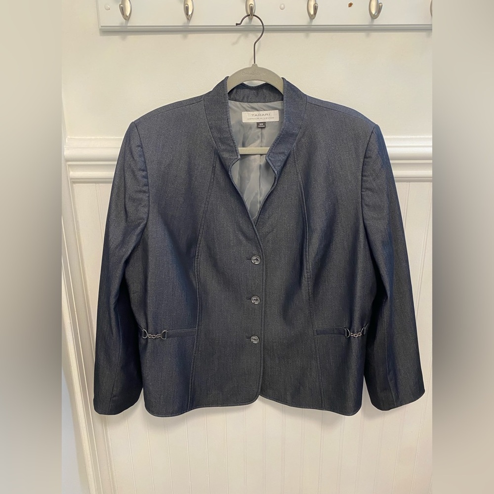 Tahari Women's Charcoal Blazer